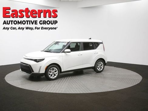 Used 2023 Kia Soul LX w/ Option Group 015 image 99