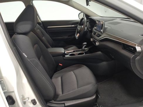 Used 2023 Nissan Altima 2.5 SV FWD image 21