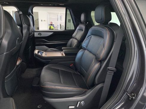 New 2026 Lincoln Navigator Black Label image 19
