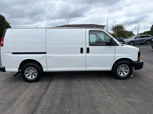 Used 2011 Chevrolet Express 1500 w/ Power Package RWD image 6