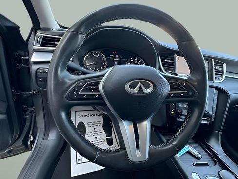 Used 2022 INFINITI QX50 Essential AWD/4WD image 16