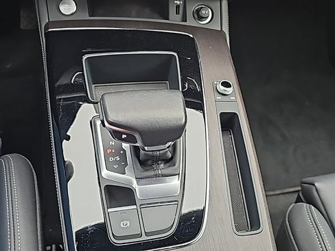 Used 2023 Audi Q5 2.0T Premium Plus w/ Premium Plus Package image 7