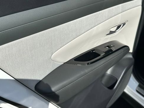 New 2026 Hyundai Tucson Limited AWD/4WD image 16