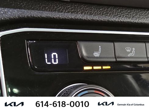Used 2022 Volkswagen Atlas SE w/ Panoramic Sunroof Package AWD/4WD image 29
