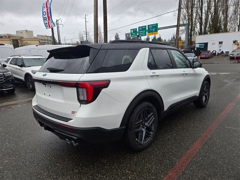New 2026 Ford Explorer ST image 5