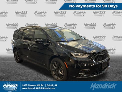 Used 2025 Chrysler Pacifica Limited FWD image 1
