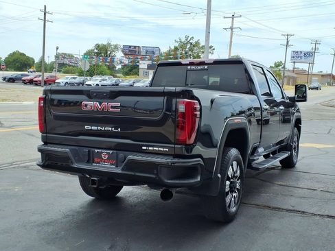 Used 2024 GMC Sierra 2500 Denali w/ Technology Package AWD/4WD image 4