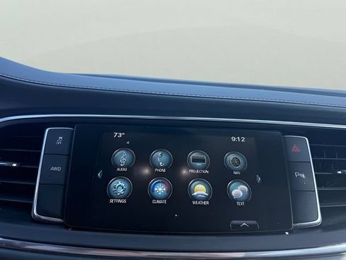 Used 2019 Buick Enclave Essence AWD/4WD image 18