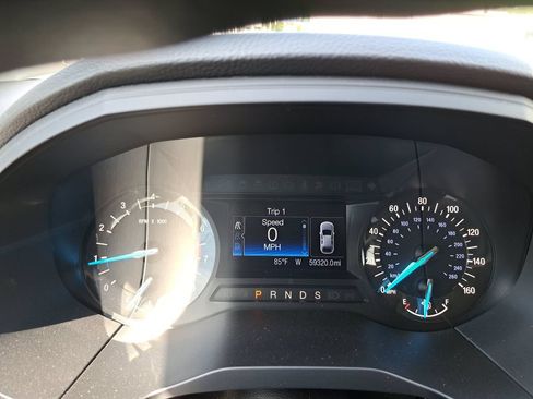 Used 2016 Ford Edge SE AWD/4WD image 9