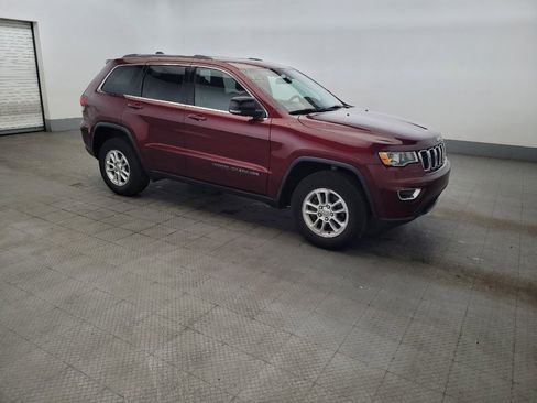 Used 2020 Jeep Grand Cherokee Laredo AWD/4WD image 11