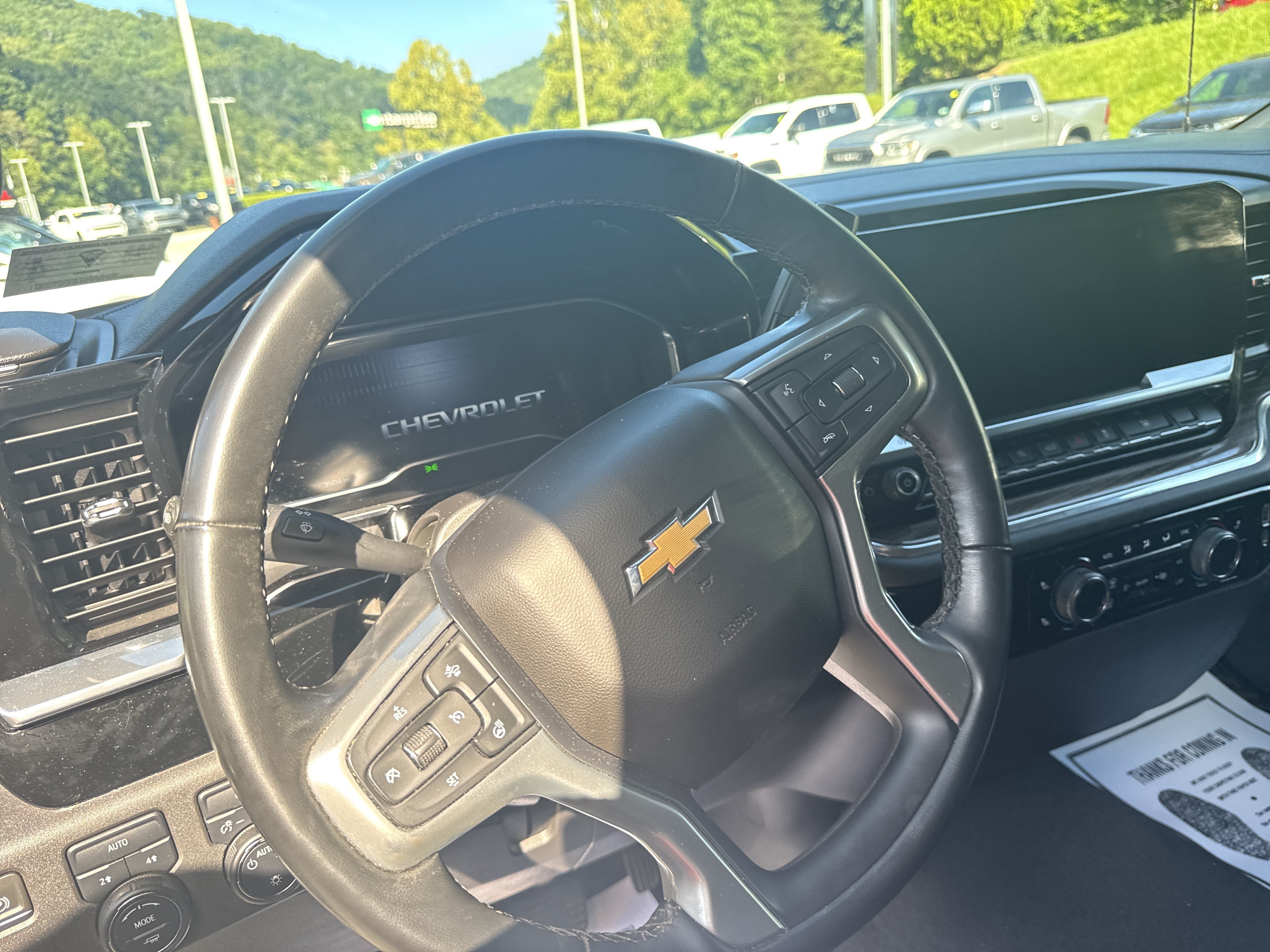 Used 2023 Chevrolet Silverado 1500 LT AWD/4WD image 13