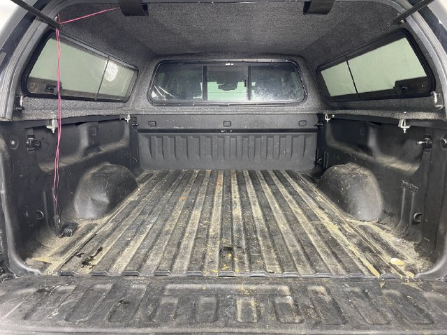 Used 2015 GMC Sierra 2500 Denali w/ Duramax Plus Package AWD/4WD image 12