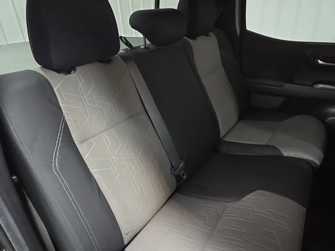 Used 2023 Toyota Tacoma TRD Sport image 16