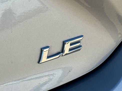 Used 2025 Toyota Camry LE w/ Convenience Package FWD image 10