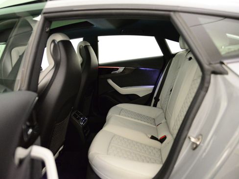 Used 2022 Audi RS 5 Sportback image 11