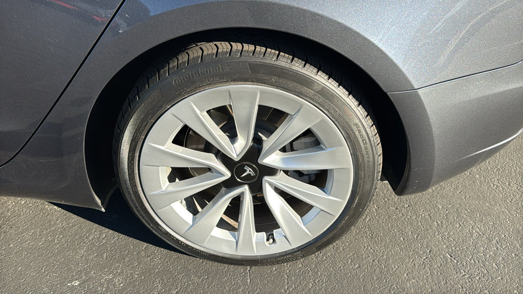 Used 2023 Tesla Model 3 Standard Range RWD image 8