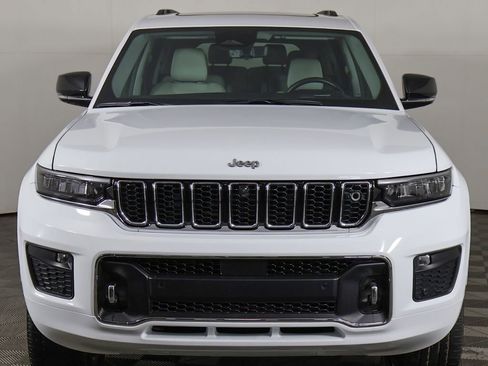 Used 2023 Jeep Grand Cherokee L Overland w/ Advanced Protech Group III AWD/4WD image 17