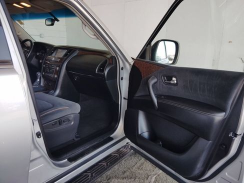 Used 2017 Nissan Armada SV w/ Driver Package RWD image 10