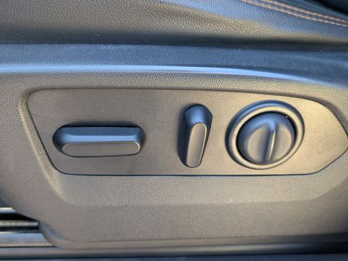 Used 2020 GMC Sierra 1500 AT4 image 21