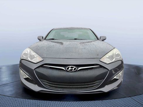 Used 2014 Hyundai Genesis 2.0T RWD image 8