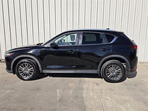 Used 2017 MAZDA CX-5 Touring image 7