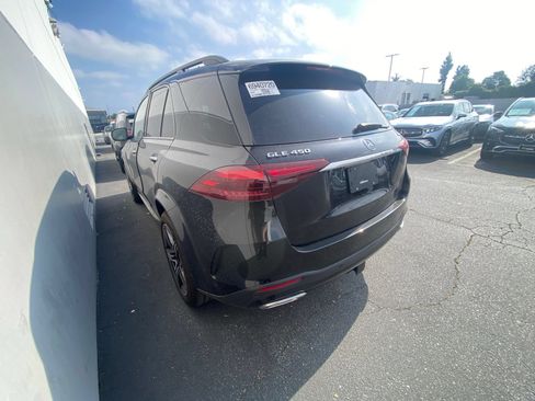 Used 2026 Mercedes-Benz GLE 450 4MATIC w/ Night Package image 4