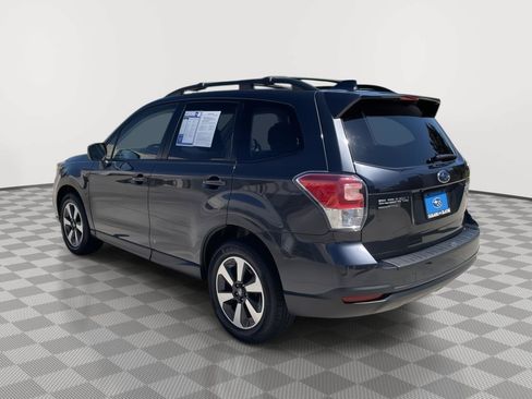 Used 2017 Subaru Forester 2.5i Premium AWD/4WD image 13