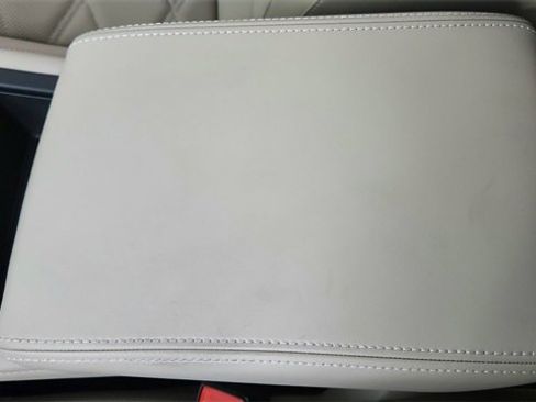 Used 2025 Volkswagen Atlas SE image 53