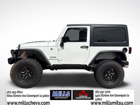 Used 2017 Jeep Wrangler Sport w/ Quick Order Package 24S AWD/4WD image 4