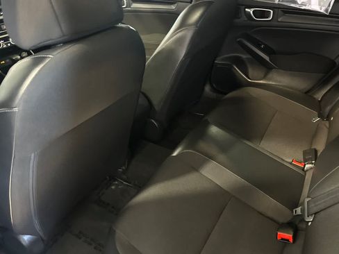 Used 2023 Honda Civic Sport image 5