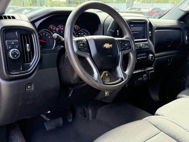 Used 2022 Chevrolet Silverado 1500 Custom w/ LPO, Blackout Package RWD image 13