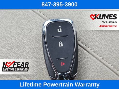 Used 2023 Chevrolet Traverse LS AWD/4WD image 17