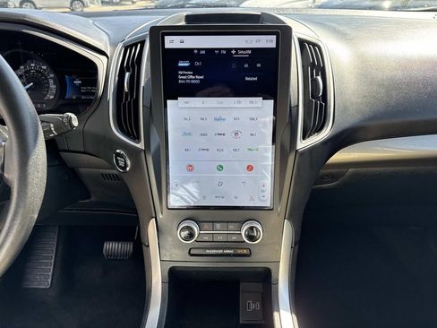 Used 2024 Ford Edge SEL image 25