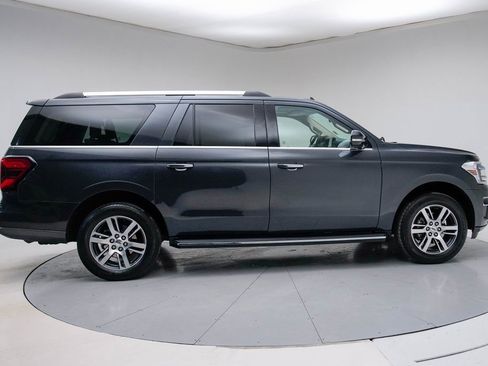 Used 2022 Ford Expedition Max Limited image 2