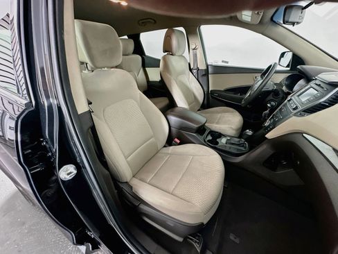 Used 2017 Hyundai Santa Fe Sport FWD image 28