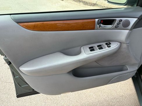 Used 2005 Lexus ES 330 image 26