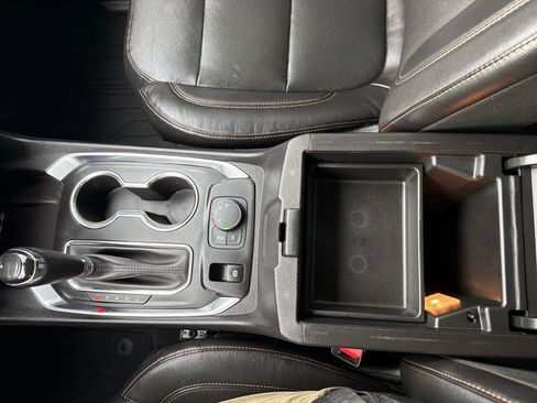 Used 2019 Chevrolet Traverse Premier w/ Redline Edition image 26