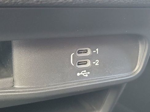 New 2026 Chrysler Pacifica Select image 31