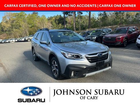 Used 2021 Subaru Outback Limited image 1