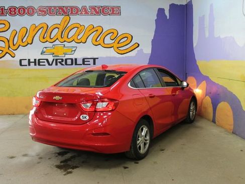 Used 2016 Chevrolet Cruze LT w/ Sun And Sound Package FWD image 8