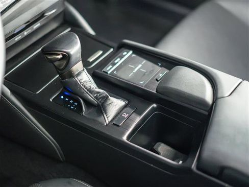 Used 2022 Lexus ES 350 w/ Accessory Package image 23