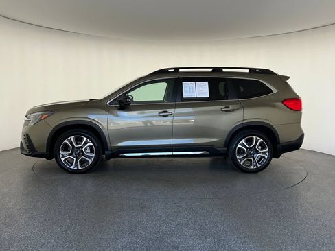 Used 2024 Subaru Ascent Limited w/ Technology Package AWD/4WD image 8