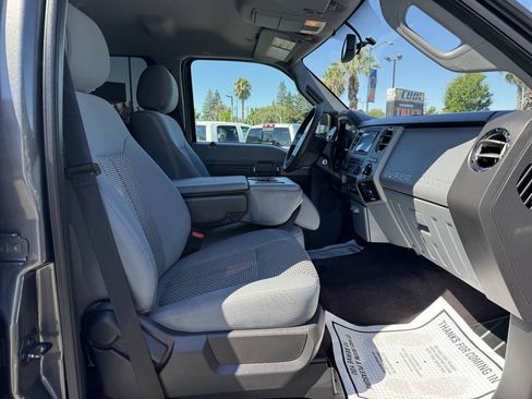 Used 2015 Ford F250 XLT w/ XLT Value Package AWD/4WD image 13
