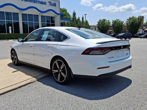 Used 2023 Honda Accord Sport image 4