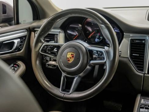 Used 2018 Porsche Macan Sport Edition AWD/4WD image 24