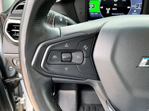 Used 2023 Chevrolet Bolt LT w/ Infotainment Package image 18