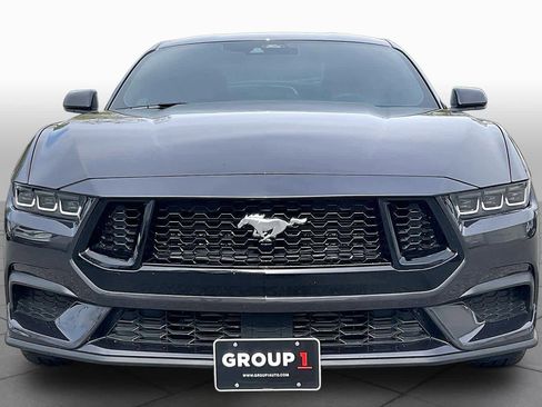 Used 2024 Ford Mustang Premium image 3