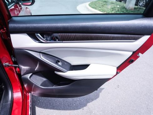 Used 2018 Honda Accord EX-L image 54