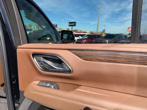 Used 2022 Chevrolet Tahoe High Country AWD/4WD image 38