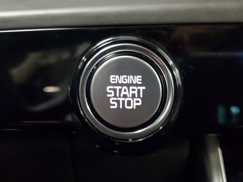 Certified 2022 Kia Carnival SX w/ Paint Protection Package image 25